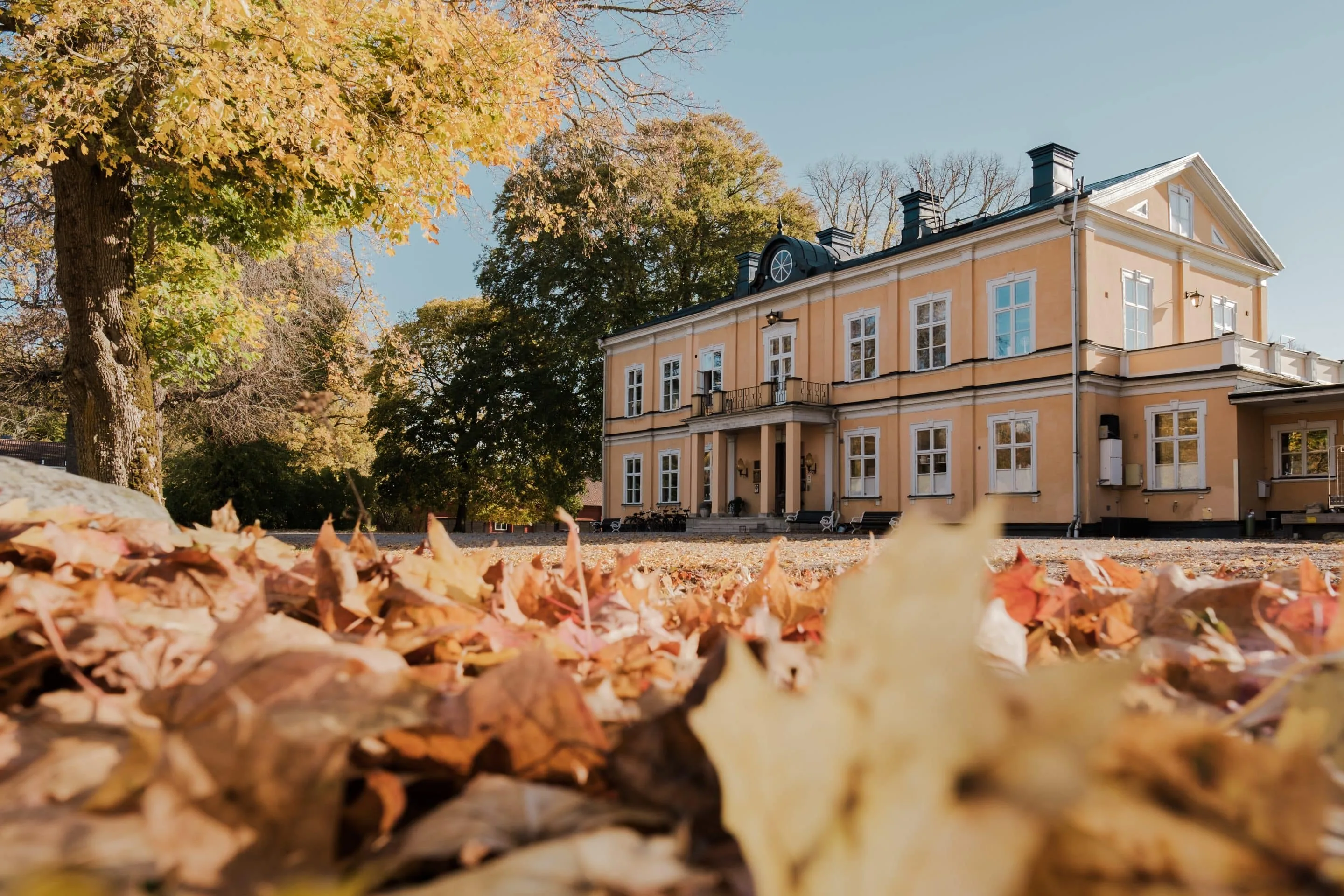Thoresta Herrgård på hösten