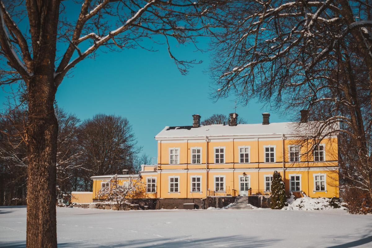 Thoresta Herrgård i vinterskrud
